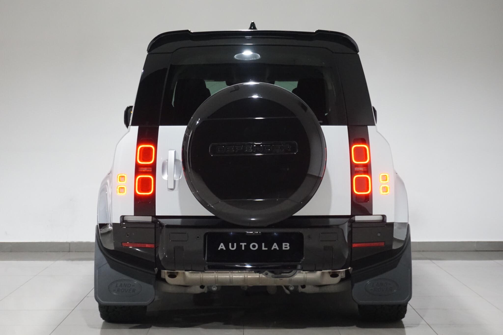 Land Rover Defender 110 2.0 P400e 15.4kWh XS Edition SUV 5dr Petrol Plug-in Hybrid Auto 4WD Euro 6 (s/s) (404 ps)